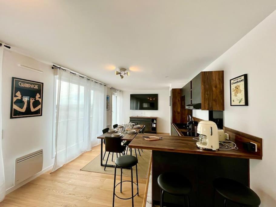 Hermes - Reims En Grand Apartment Екстериор снимка